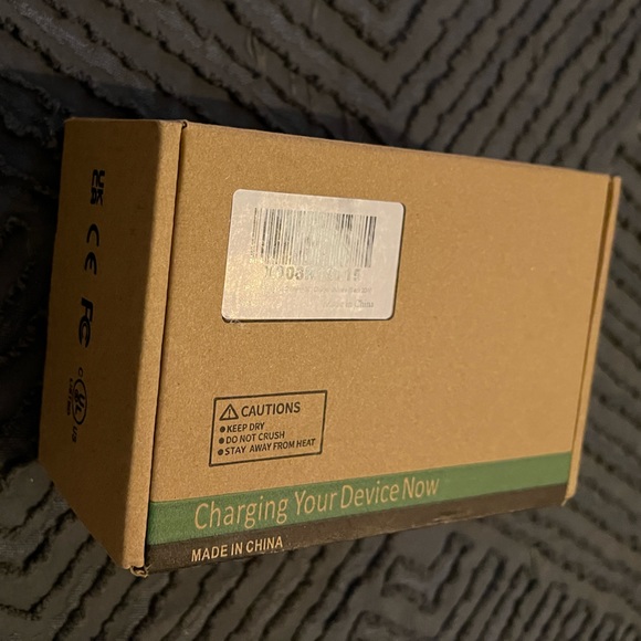 NWT—USB Cable Charging Unit—6 Ports - Picture 9 of 9